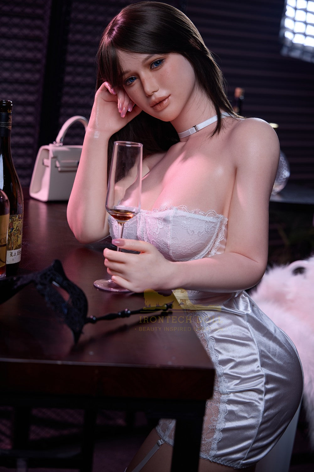 Celine seksinukke (Irontech Doll 164 cm E-cup S13 AIO silikoni)