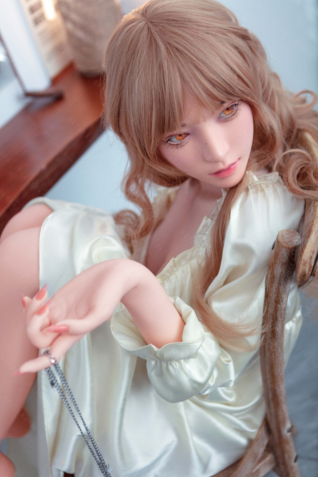 Iris seksinukke (Bezlya Doll 160 cm c-cup 2.1 silikoni)