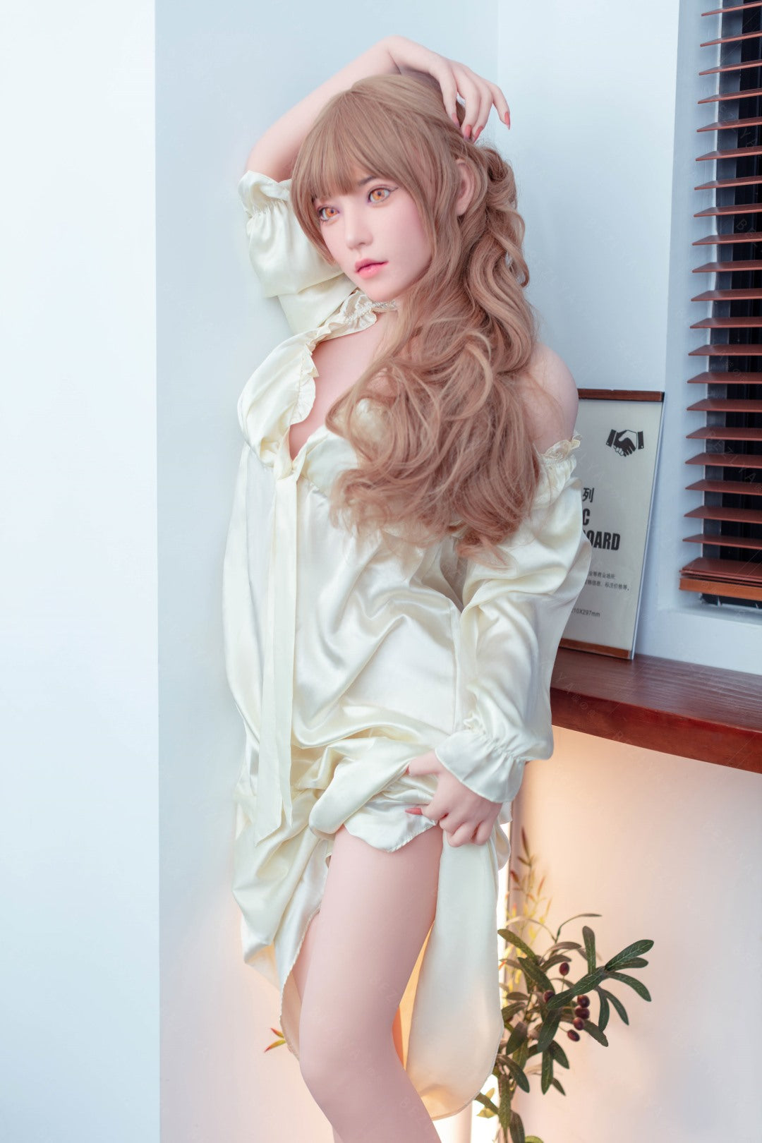 Iris seksinukke (Bezlya Doll 160 cm c-cup 2.1 silikoni)