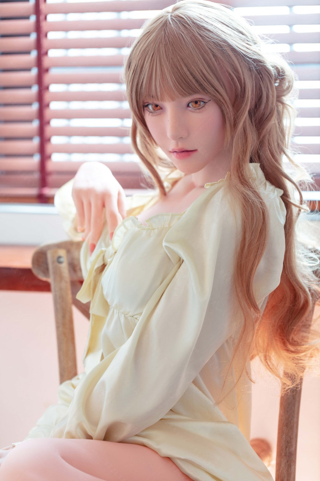 Iris seksinukke (Bezlya Doll 160 cm c-cup 2.1 silikoni)
