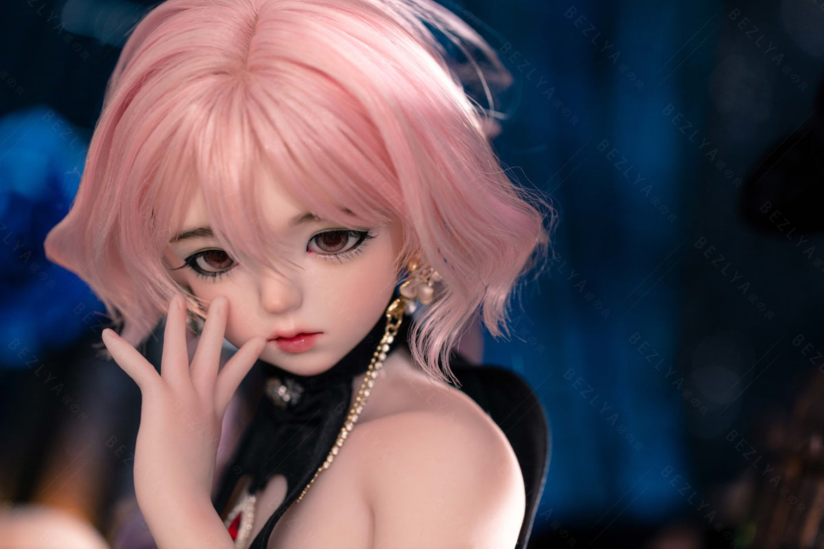 Marja seksinukke (Bezlya Doll 65 cm A-cup 2.2 silikoni)