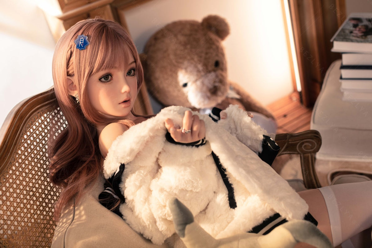 Convallaria seksinukke (Bezlya Doll 149 cm D-cup 2.2CF silikoni)