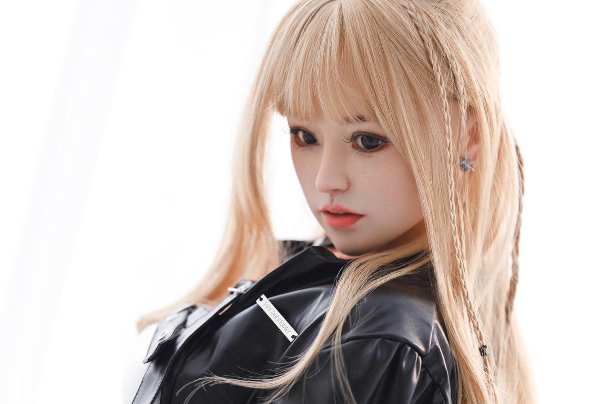 Hortensia seksinukke (Bezlya Doll 156 cm B-cup 2.1 silikoni)