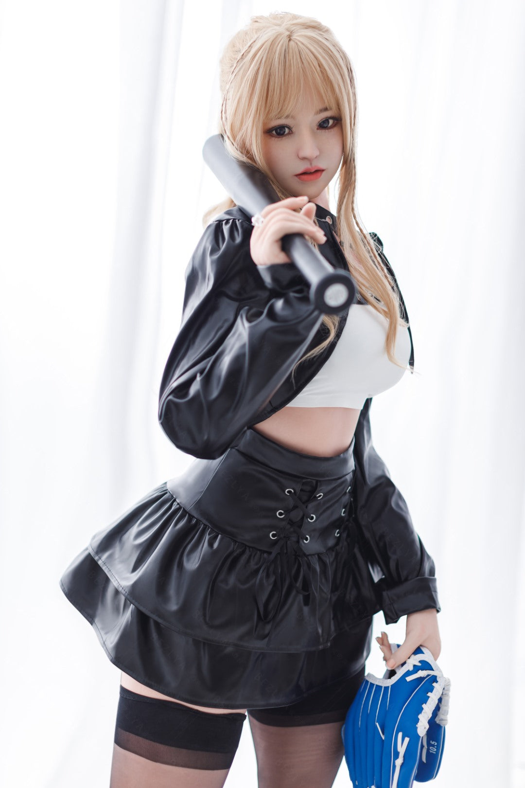 Hortensia seksinukke (Bezlya Doll 156 cm B-cup 2.1 silikoni)