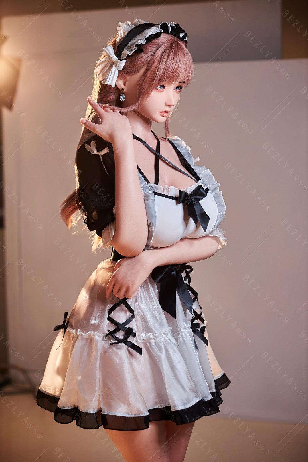 Vanilja seksinukke (Bezlya Doll 155 cm H-cup 2.1 silikoni)