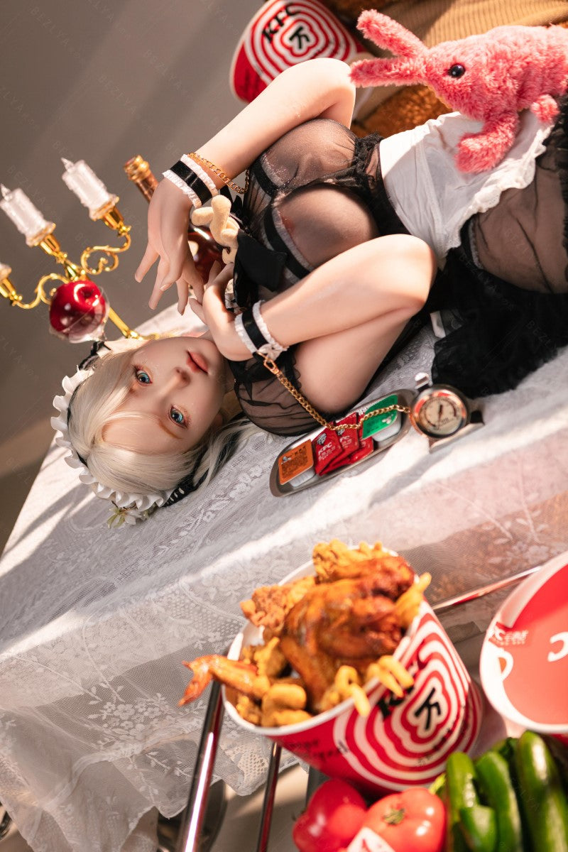 Kalla seksinukke (Bezlya Doll 157 cm f-cup 2.2CF silikoni)