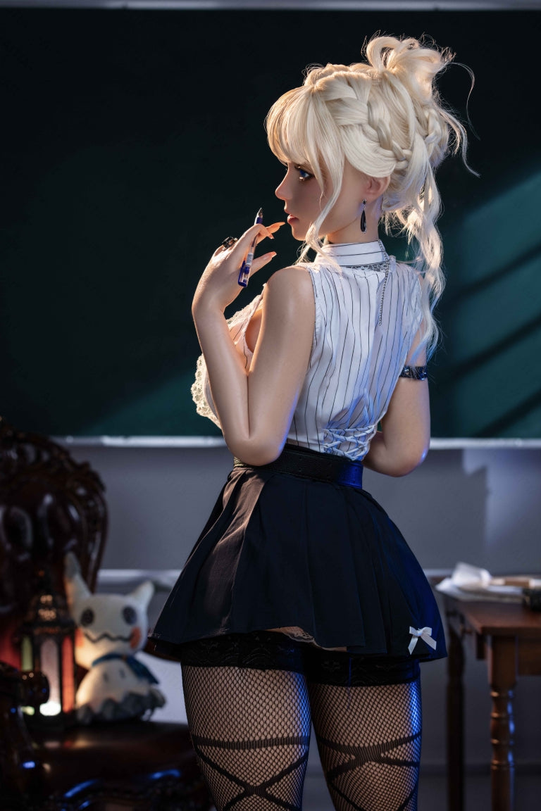 Violetti seksinukke (AITIA-nukke 157cm F-cup 2.2CF silikoni)