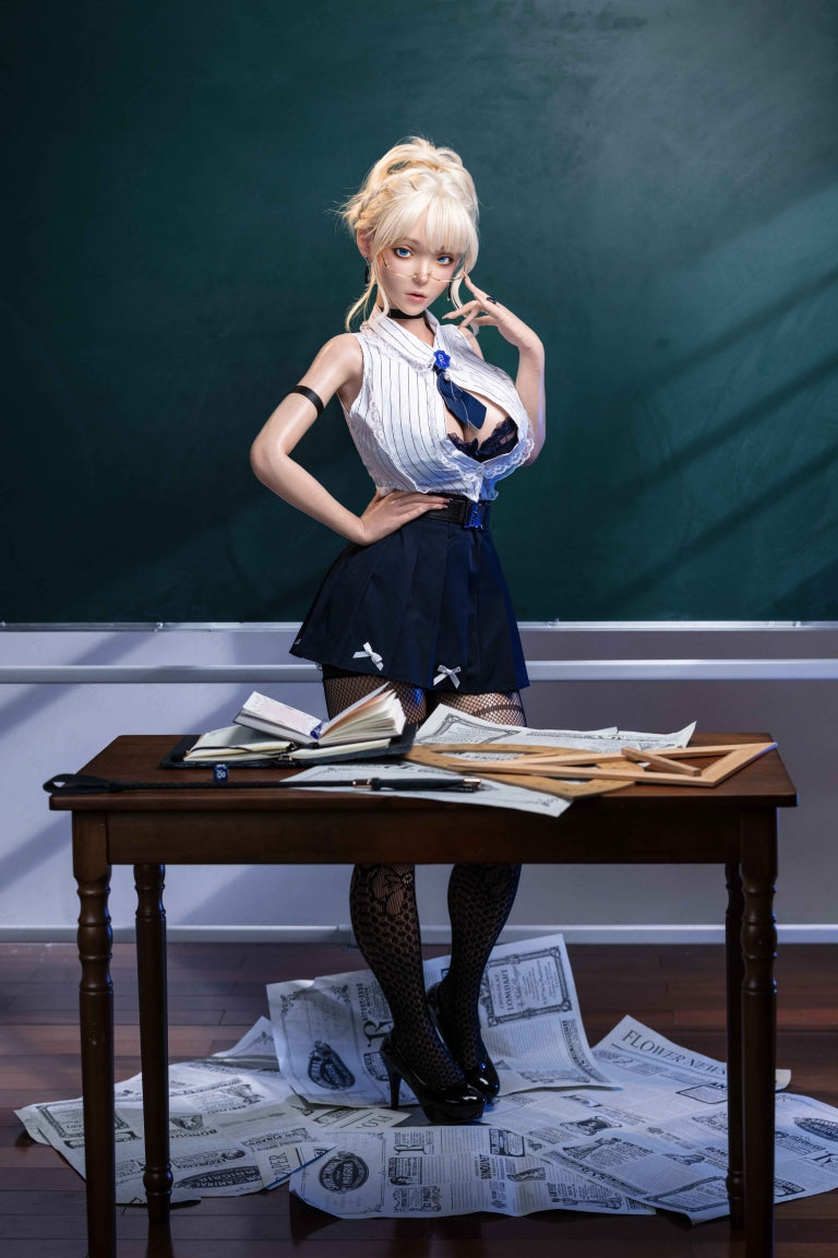 Violetti seksinukke (AITIA-nukke 157cm F-cup 2.2CF silikoni)