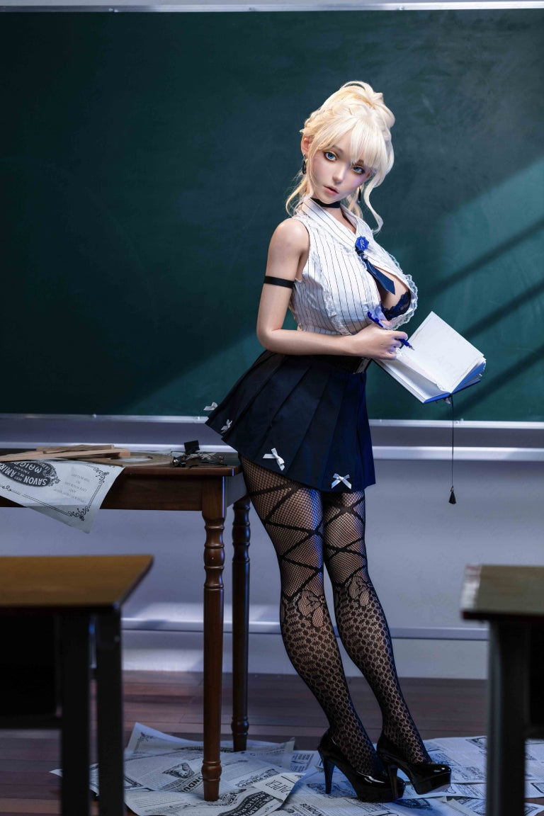 Violetti seksinukke (AITIA-nukke 157cm F-cup 2.2CF silikoni)