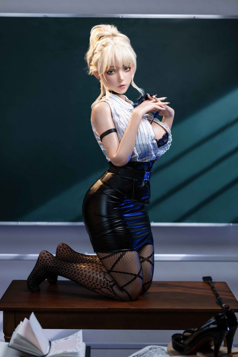 Violetti seksinukke (AITIA-nukke 157cm F-cup 2.2CF silikoni)