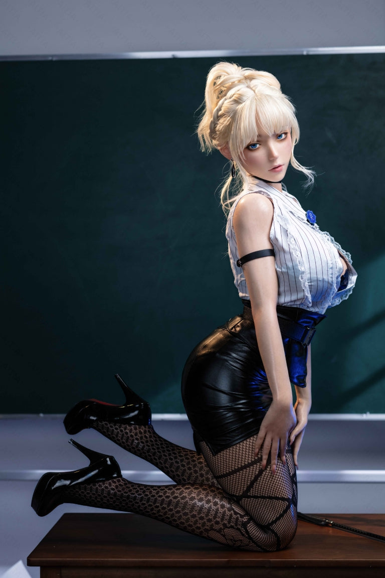 Violetti seksinukke (AITIA-nukke 157cm F-cup 2.2CF silikoni)