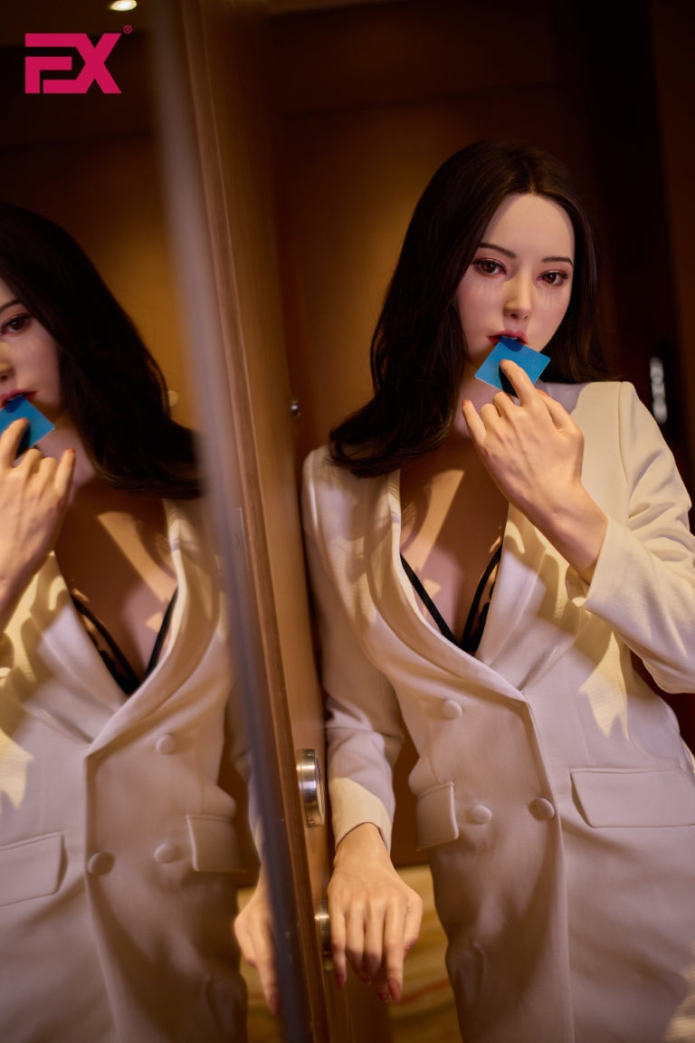 Azhu V1 Sexdocka (EXDoll 176cm C-Kupa #Exclone Silikon)