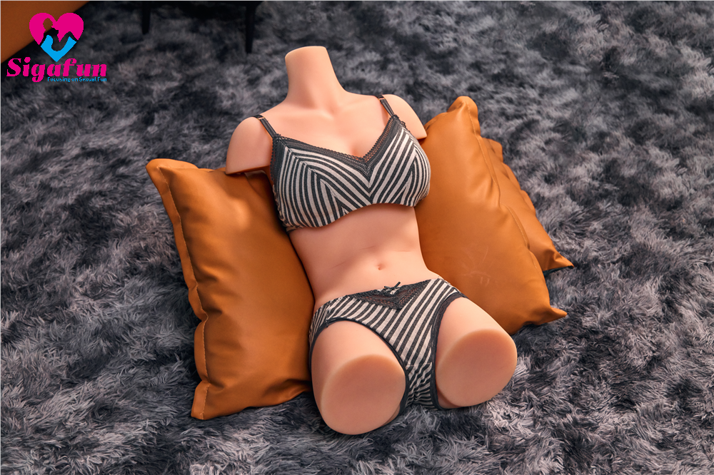 Akiko seksinukke SG-T-005 (Sigafun-runko 92 cm c-cup TPE)