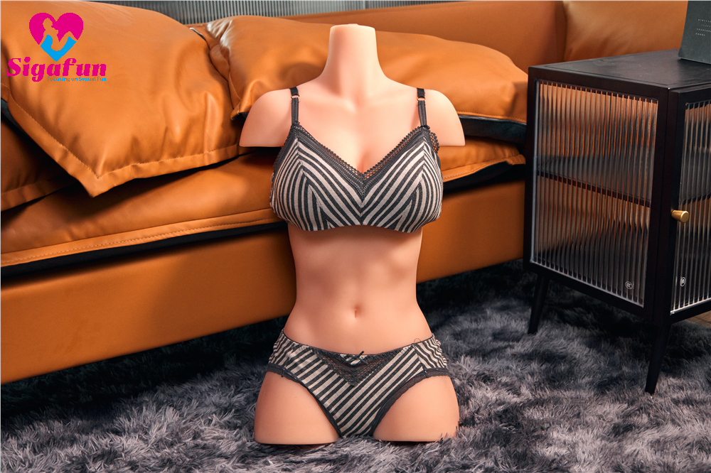 Akiko seksinukke SG-T-005 (Sigafun-runko 92 cm c-cup TPE)