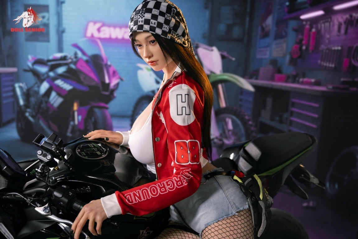 Wuxue Sexdocka (Doll Senior 170cm G-Kupa #24 Silikon)