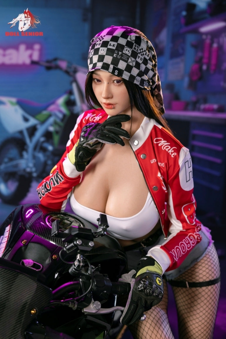 Wuxue Sexdocka (Doll Senior 170cm G-Kupa #24 Silikon)