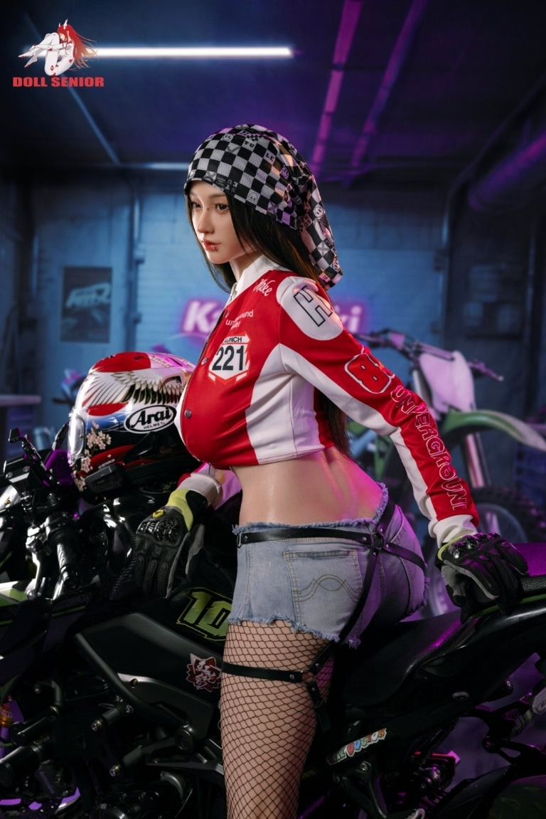 Wuxue Sexdocka (Doll Senior 170cm G-Kupa #24 Silikon)
