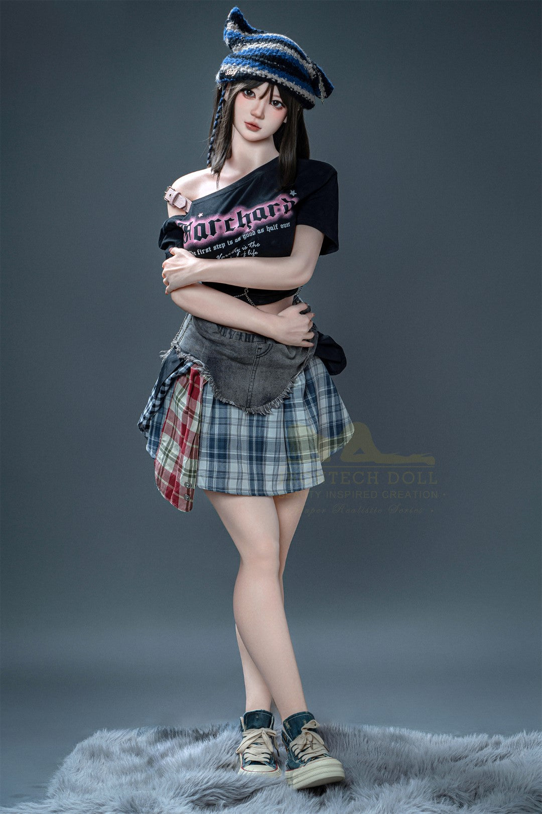 Yhdeksän seksinukke (Irontech Doll 158cm E-cup T3-2 silikoni)