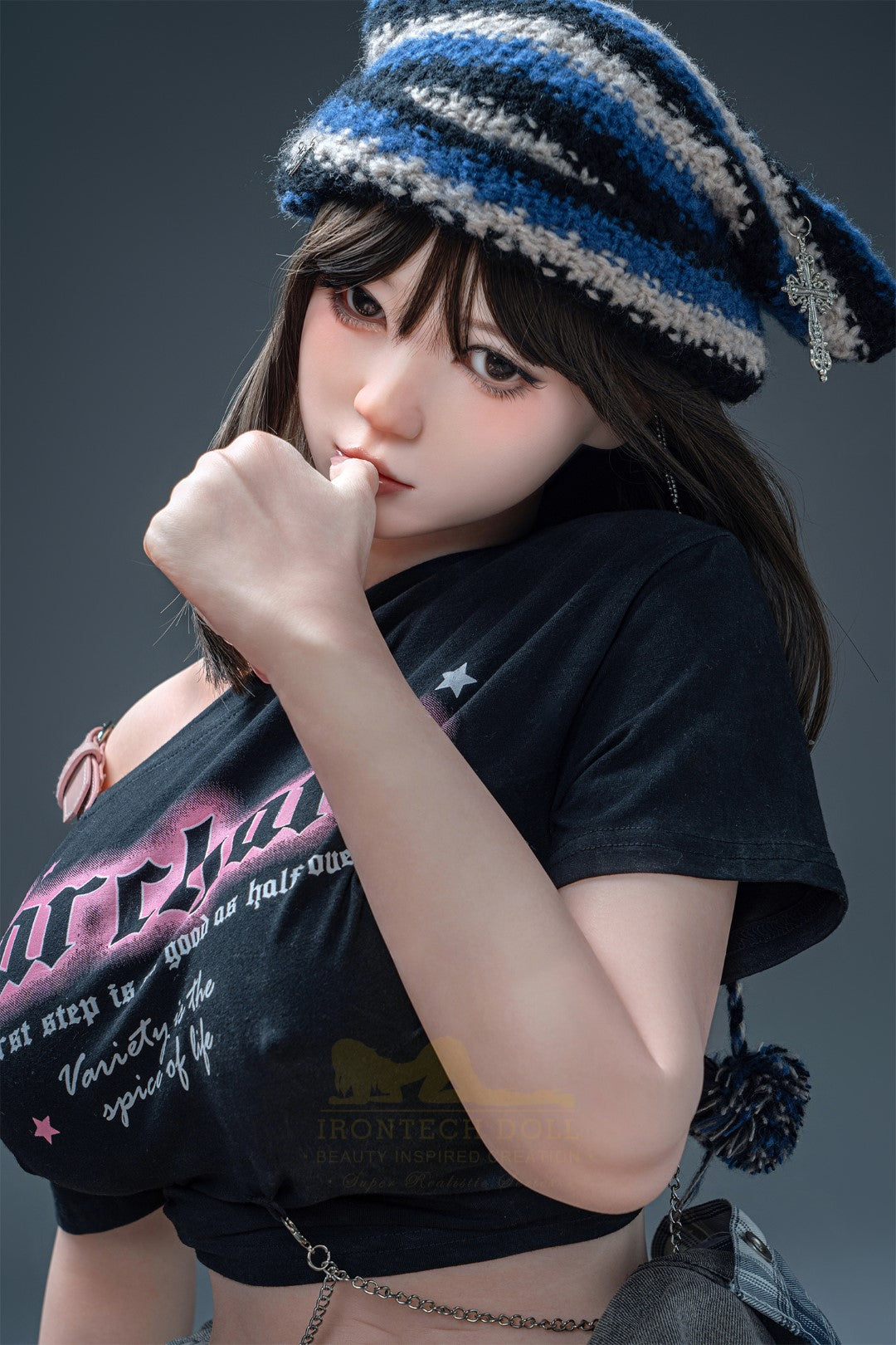 Yhdeksän seksinukke (Irontech Doll 158cm E-cup T3-2 silikoni)