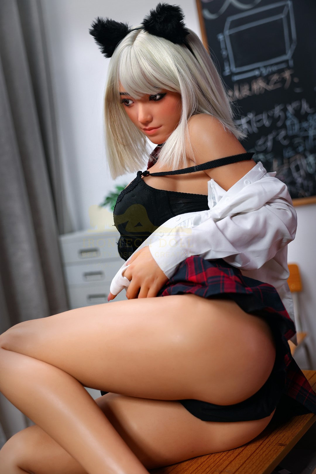 Sylvia seksinukke (Irontech Doll 167cm E-cup S43 silikoni)