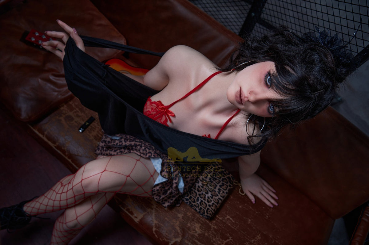 Molly Sexdocka (Irontech Doll 169cm C-kupa S44 Silikon)