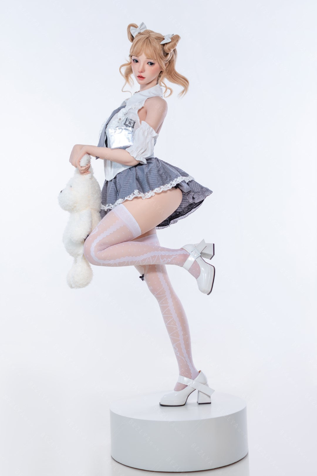 Albizia Sexdocka (Bezlya Doll 155cm E-kupa 2.2CF Silikon)