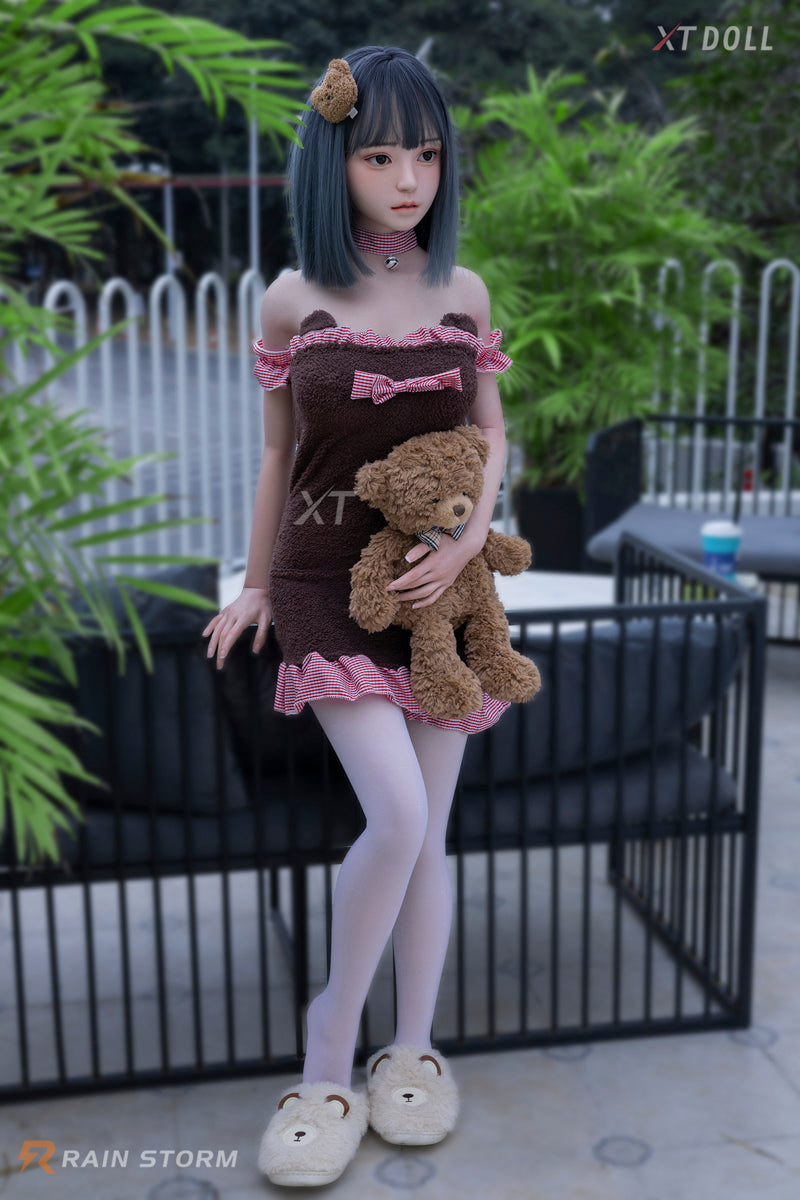 Akira seksinukke (XT Doll 150 cm D-cup #XT-PANTS2 silikoni)