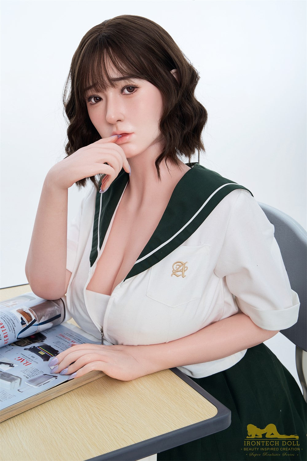 Betty Shemale seksinukke (Irontech Doll 162cm J-cup S7 silikoni)