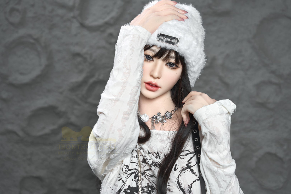 Yuna seksinukke (Irontech Doll 165cm F-cup T1-1 silikoni)