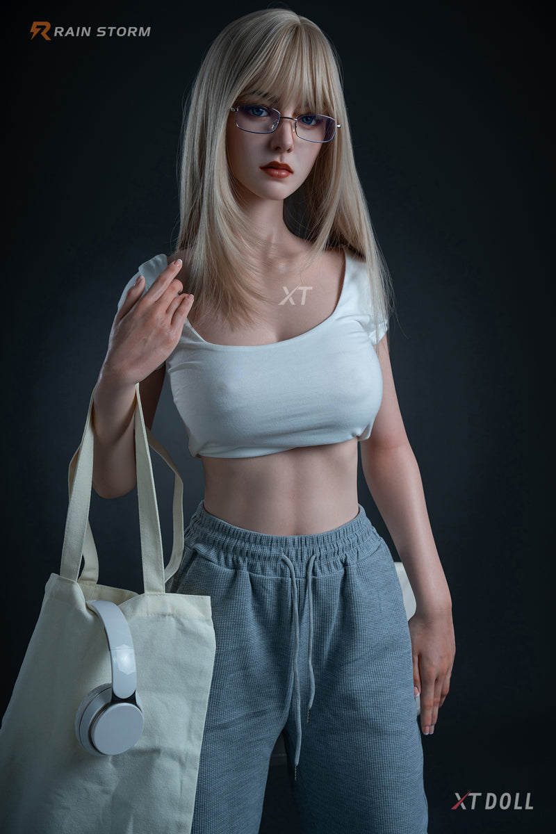 Irina seksinukke (XT Doll 163 cm f-cup #XT-18 silikoni)
