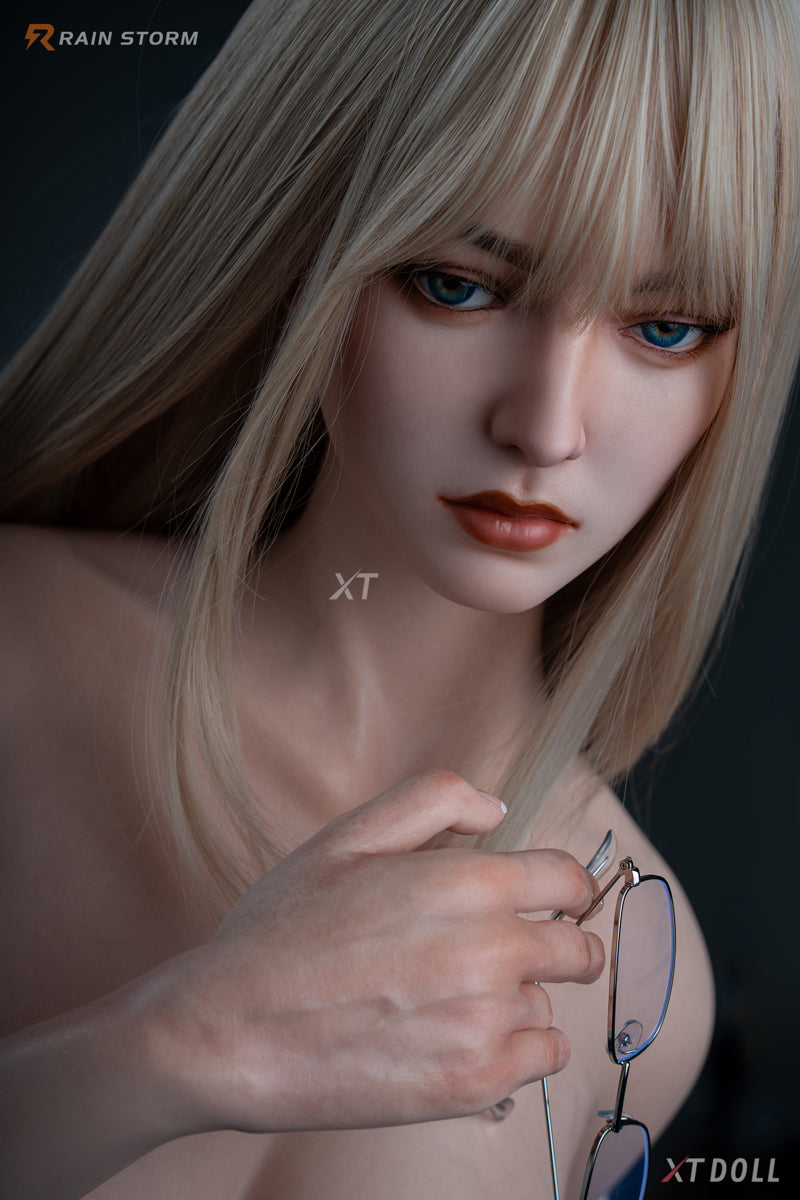 Irina seksinukke (XT Doll 163 cm f-cup #XT-18 silikoni)