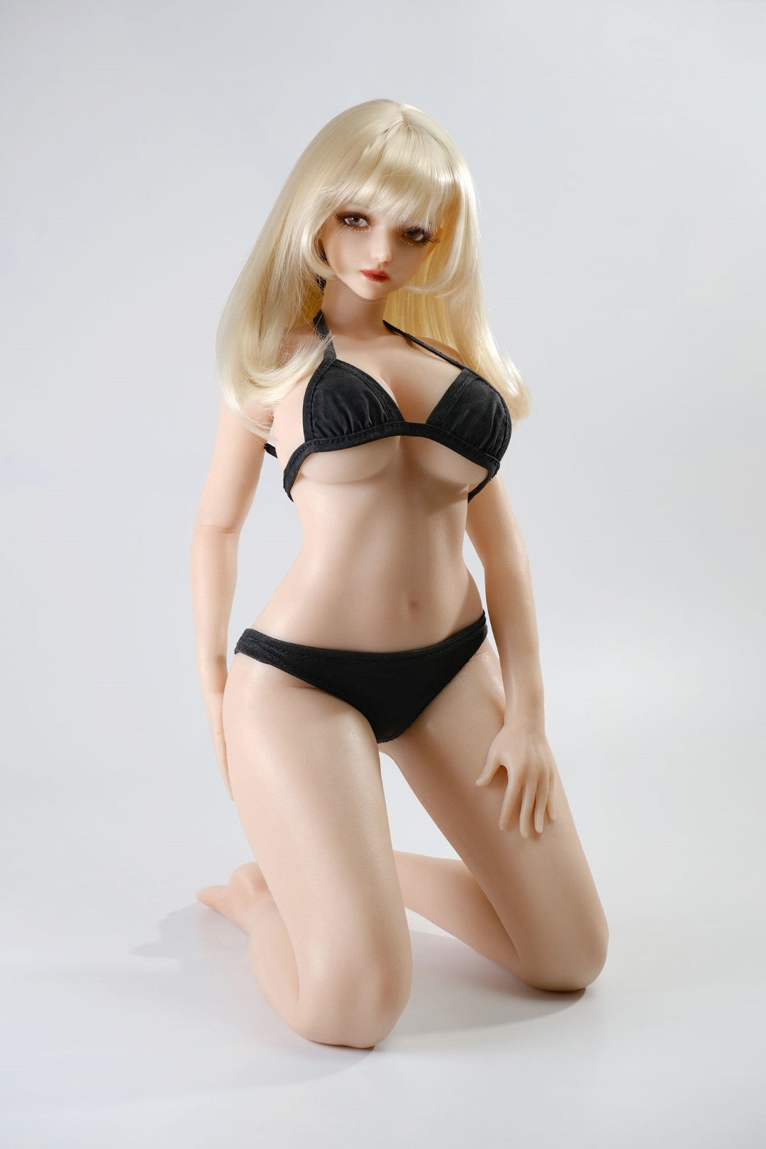 Liora (Doll Forever 60 cm G-cup silikoni)