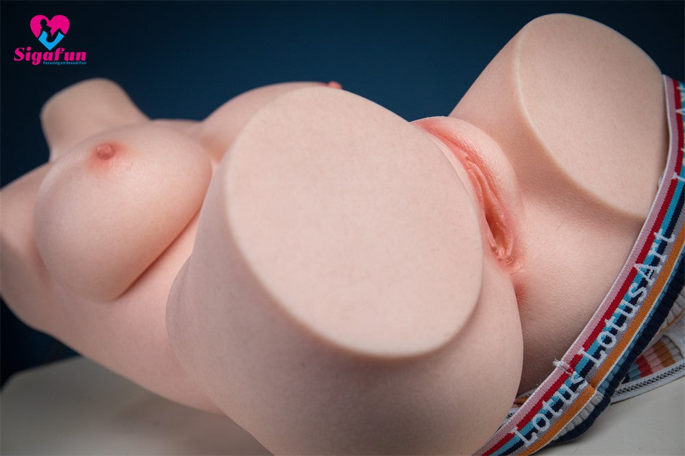 Megan seksinukke SG-T-013 (Sigafun-runko 45 cm D-cup silikoni)