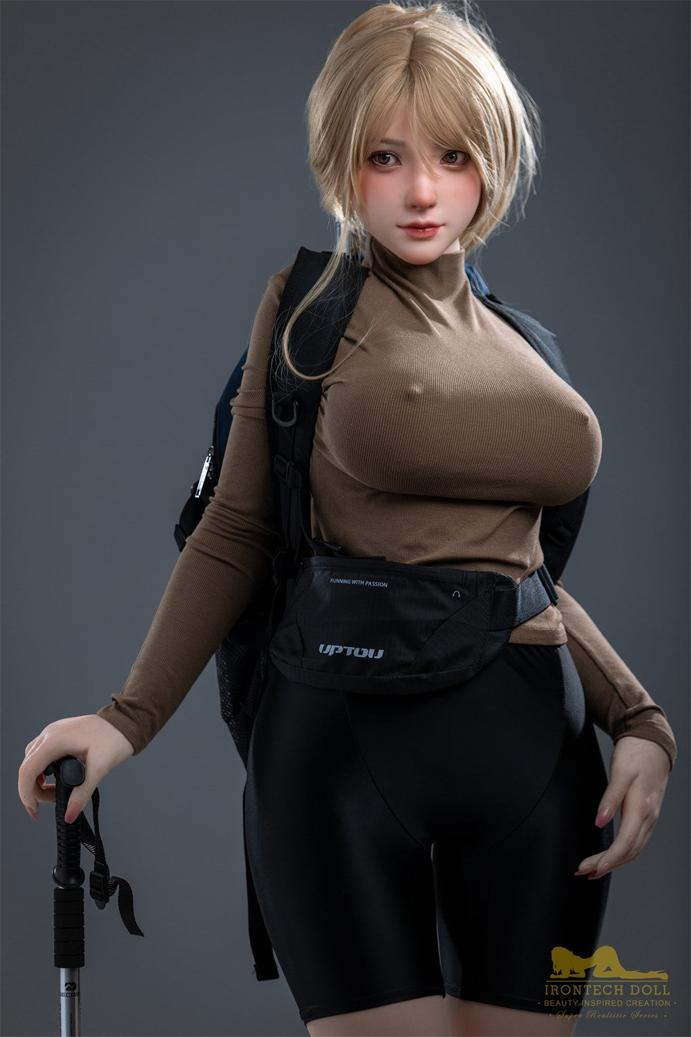 Kitty Sexdocka (Irontech Doll 165cm F-Kupa S32 Silikon)