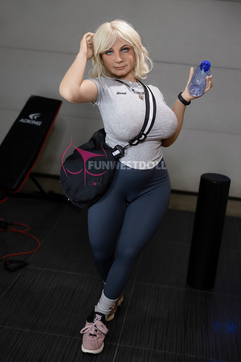 Layla Sexdocka (FunWest Doll 140cm G-Kupa #012 TPE)