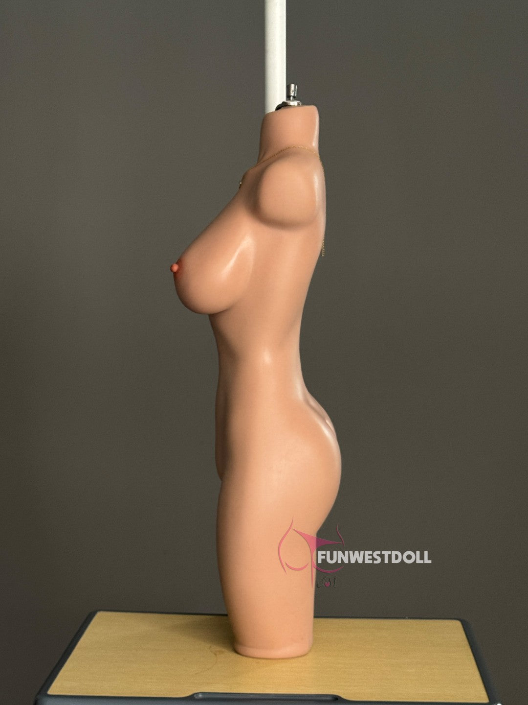 Lily Torso seksinukke (FunWest Doll 95cm D-cup #036S silikoni)