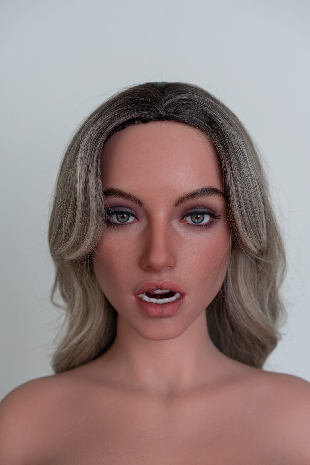 Gabriella seksinukke (Zelex 164 cm G-cup ZXE216-1 SLE silikoni) EXPRESS