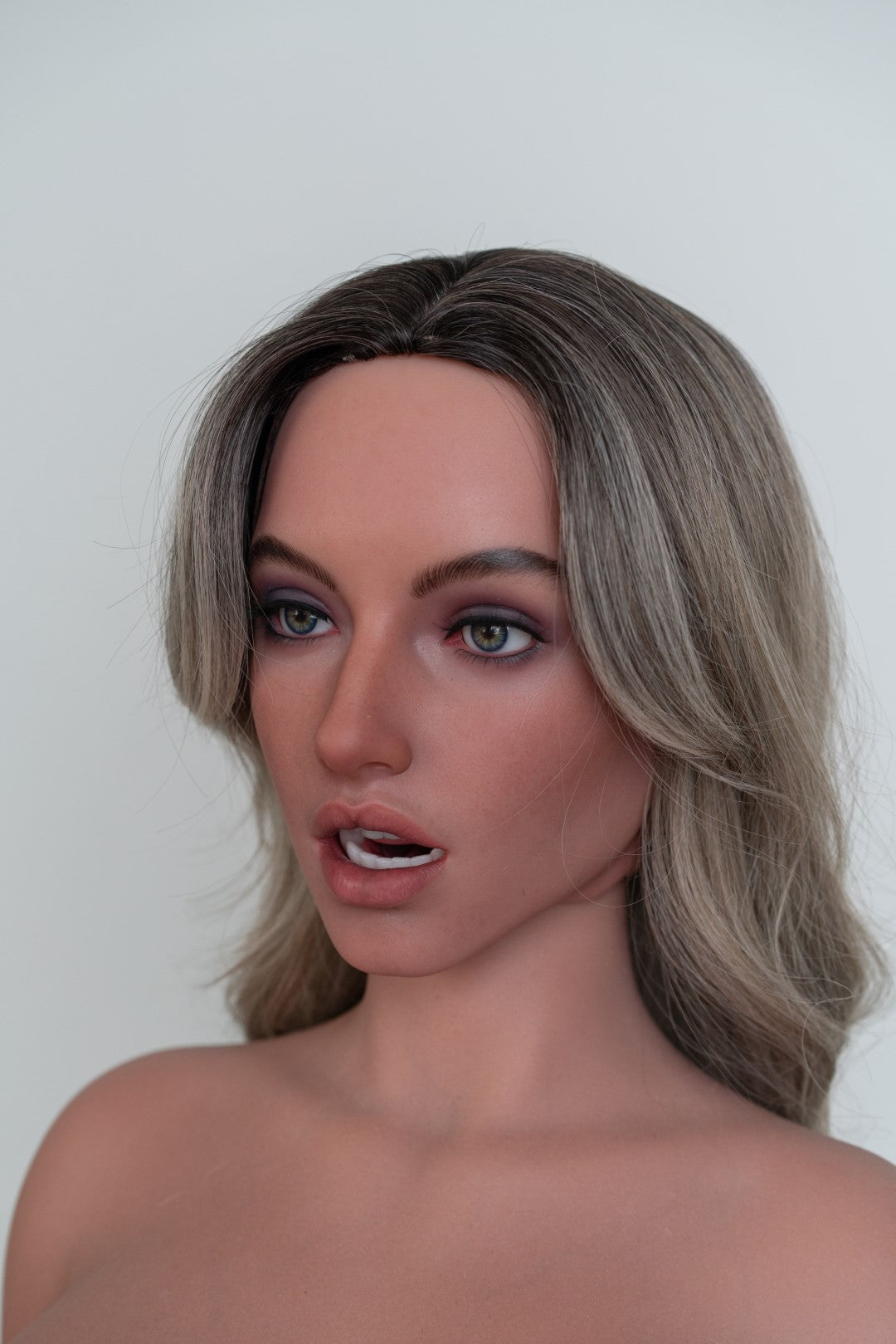 Gabriella seksinukke (Zelex 164 cm G-cup ZXE216-1 SLE silikoni) EXPRESS