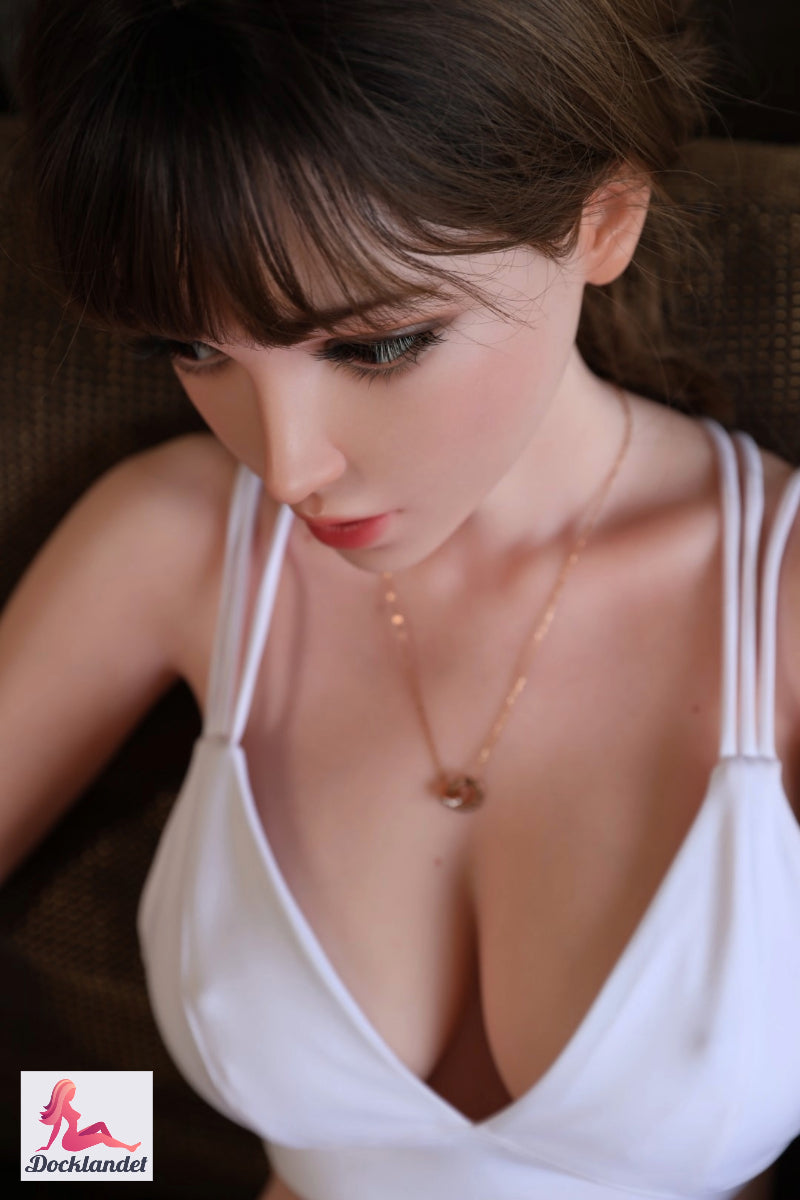 Sexdocka Elina Model 9 (Gynoid Doll 150cm D-Kupa Silikon)