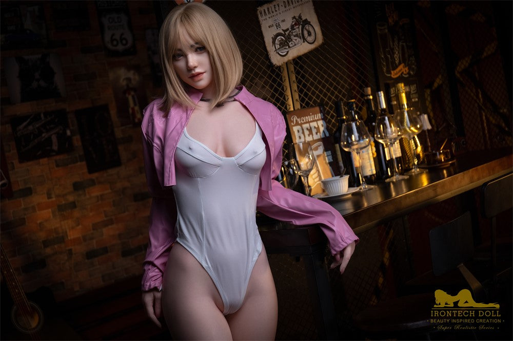 Layla Sexdocka (Irontech Doll 169cm C-kupa S39 Silikon) EXPRESS