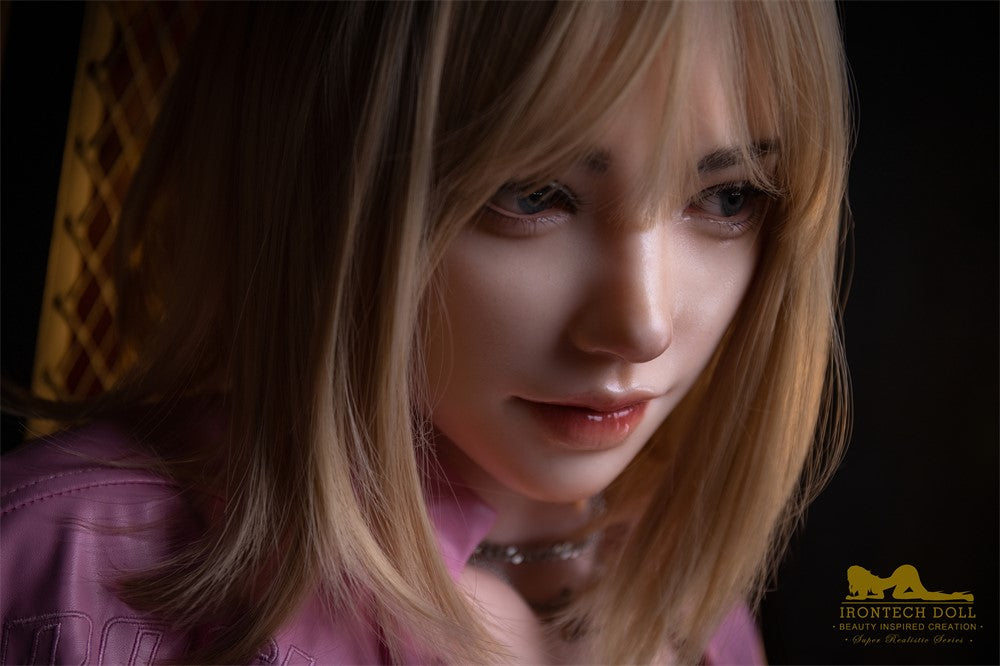 Layla Sexdocka (Irontech Doll 169cm C-kupa S39 Silikon) EXPRESS