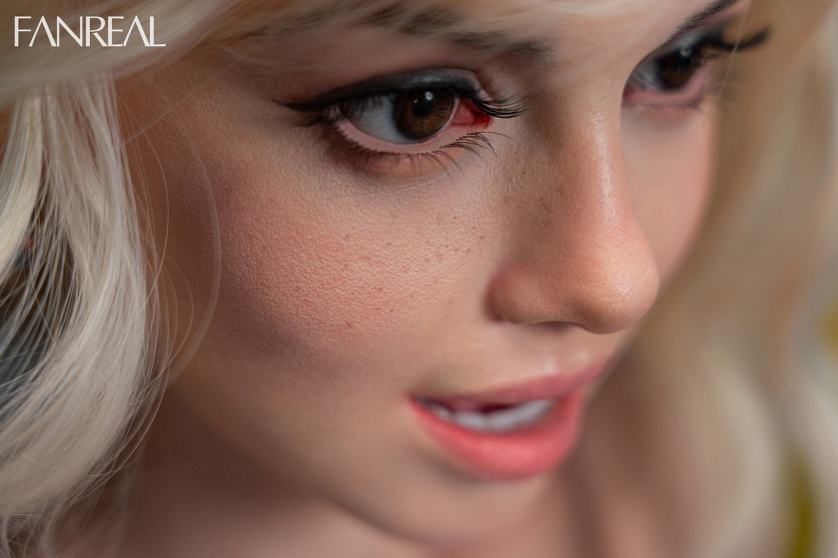 Maria seksinukke (FanReal Doll 155cm F-cup silikoni)