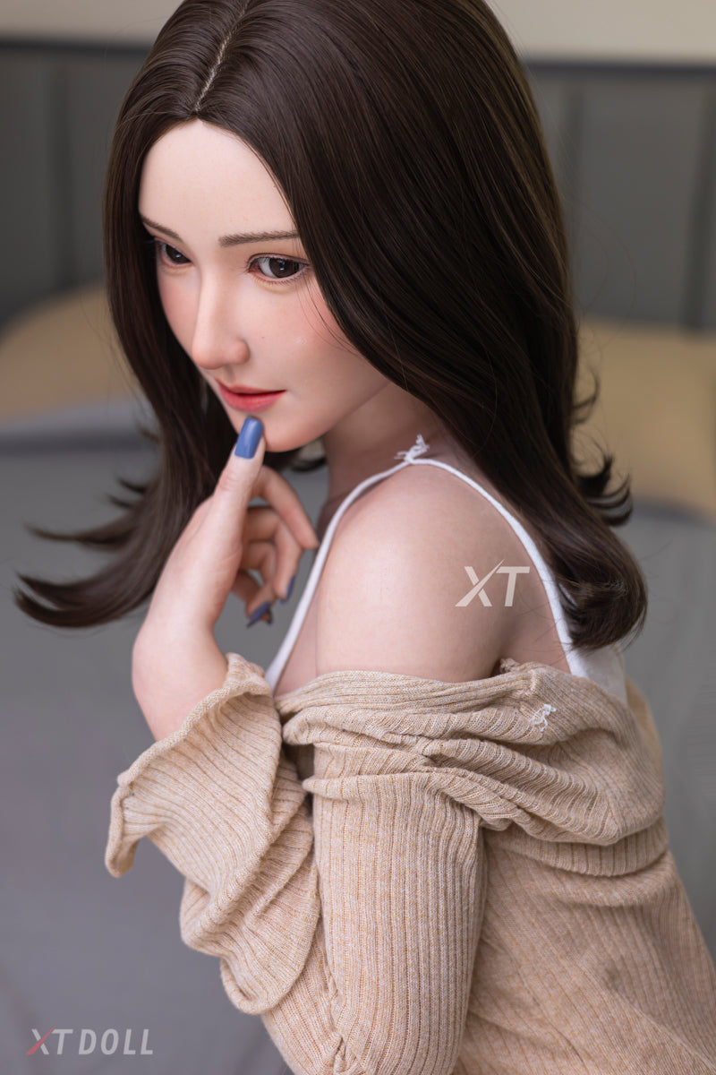 Charlie seksinukke (XT Doll 164 cm c-cup #XT-33 silikoni)