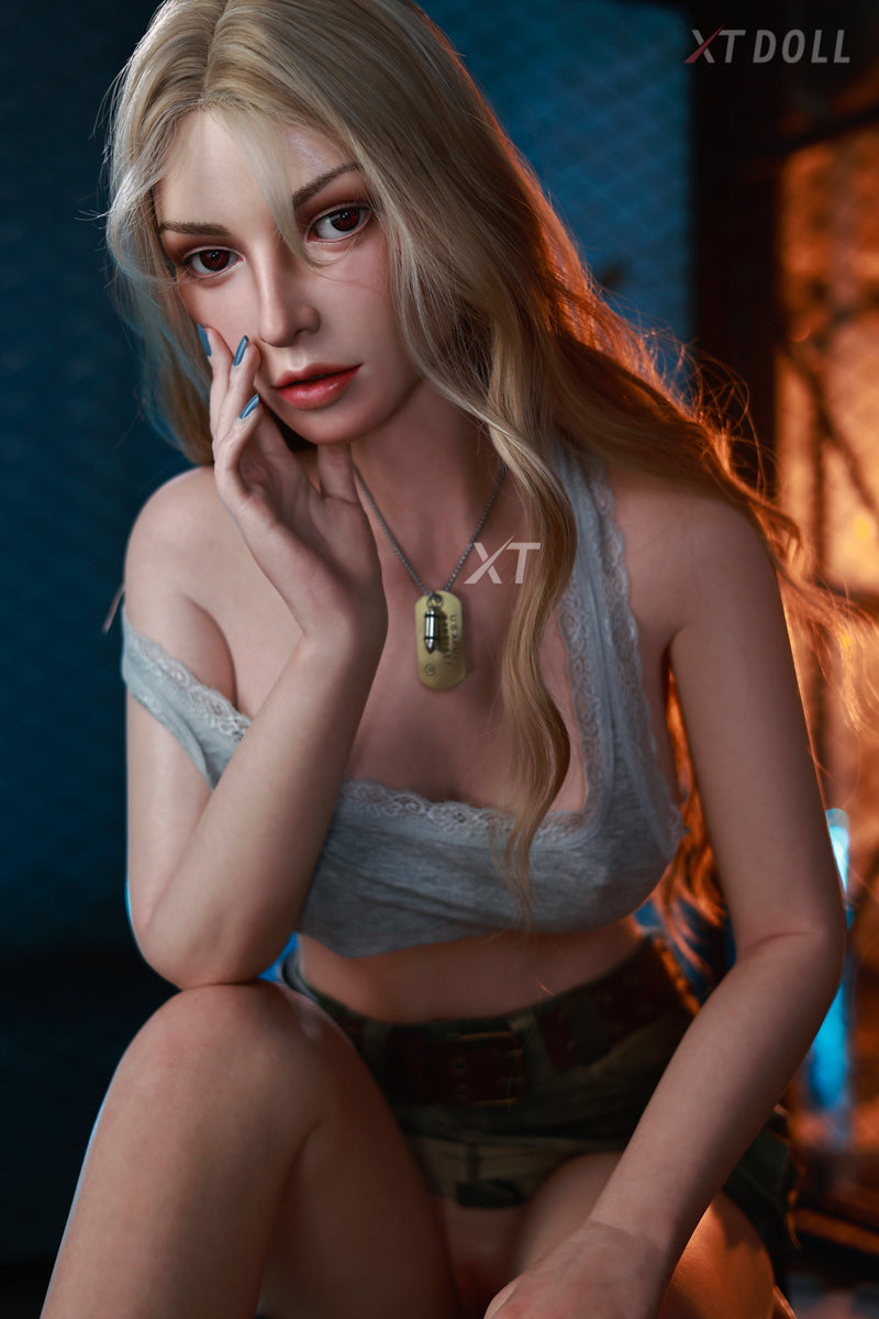 Melanie Sexdocka (XT Doll 164cm C-Kupa #XT-15-B Silikon)