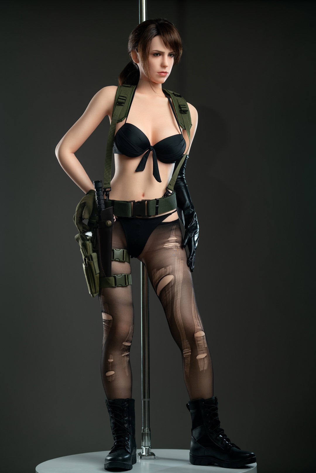Hiljainen seksinukke (Game Lady 168 cm E-cup No.13 silikoni)