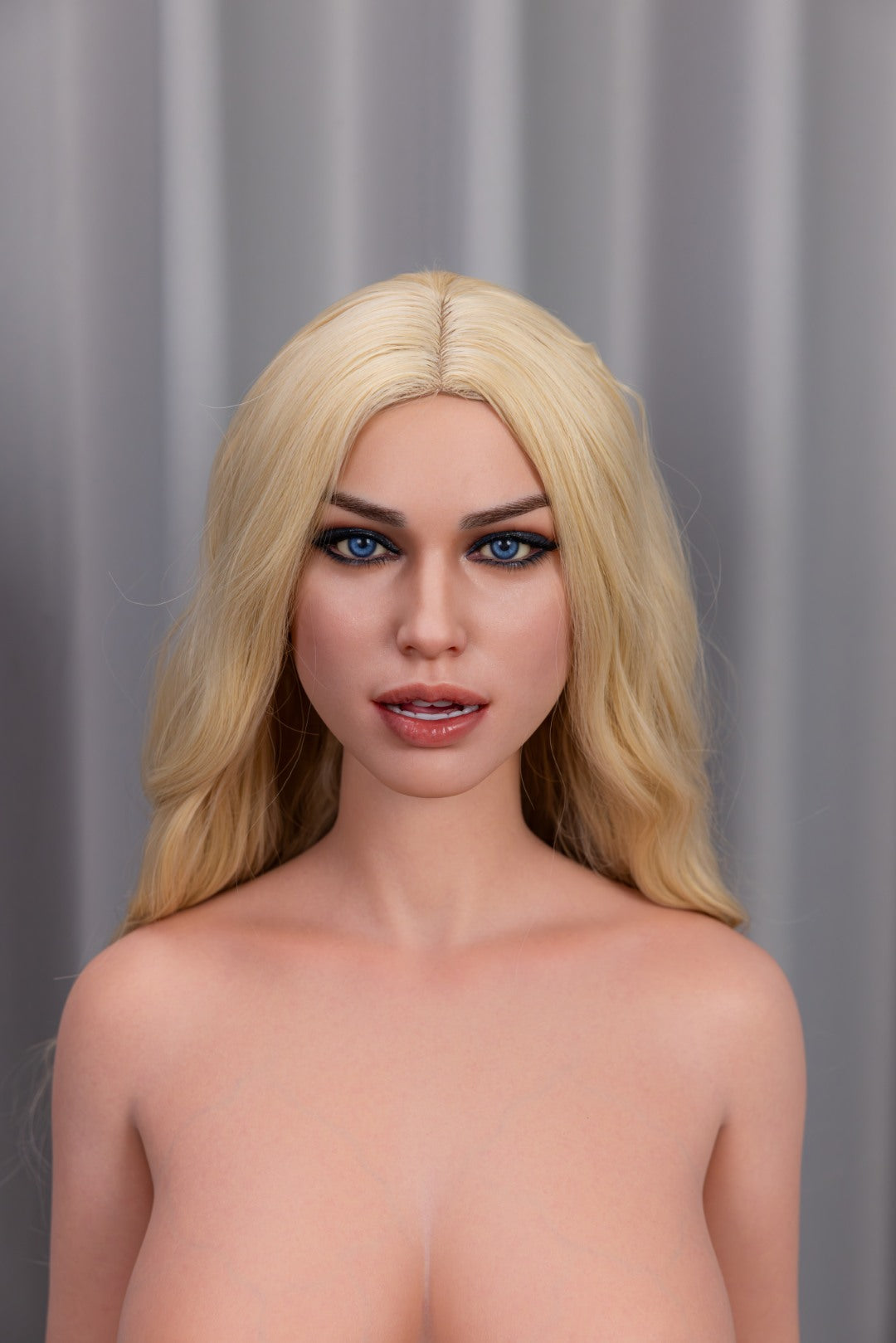 Della Sexdocka (FanReal Doll 155cm F-kupa Silikon) EXPRESS