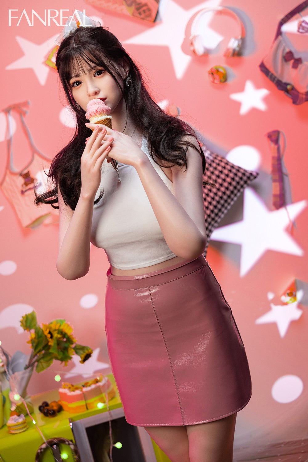 Josie seksinukke (FanReal Doll 163 cm C-cup silikoni)