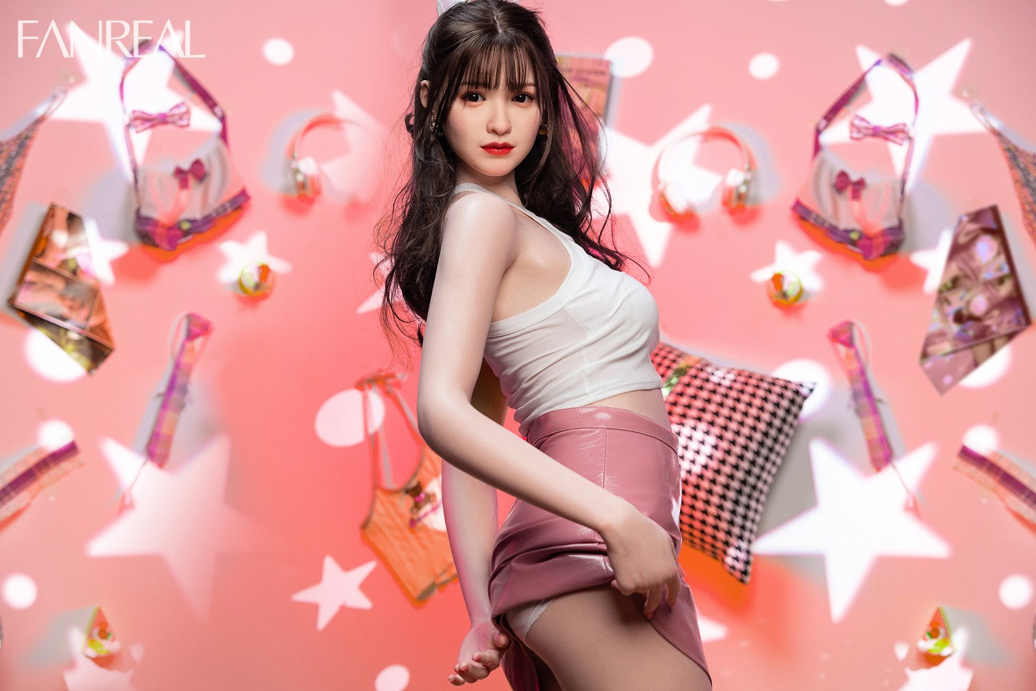 Josie seksinukke (FanReal Doll 163 cm C-cup silikoni)