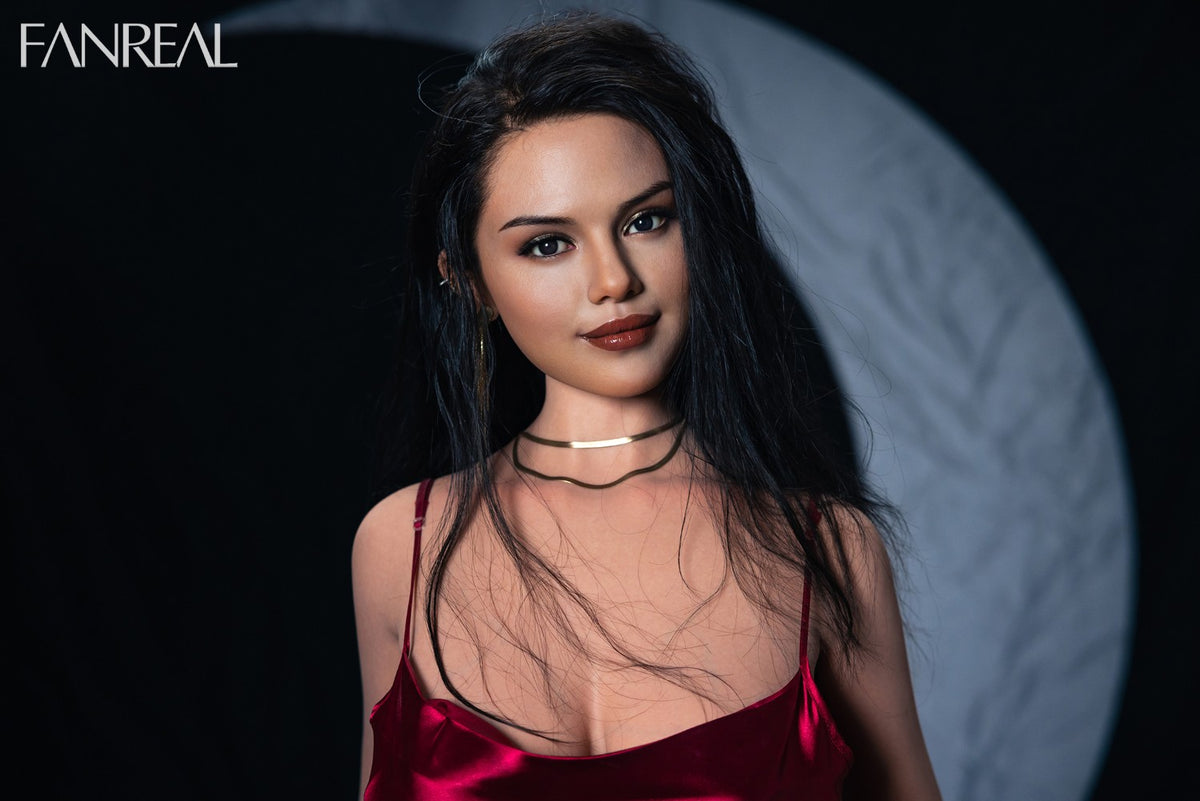 Maria seksinukke (FanReal Doll 168cm F-cup silikoni)