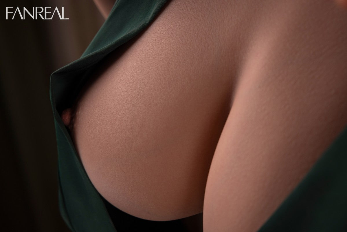 Mirella Sexdocka (FanReal Doll 155cm F-kupa RST Silikon)